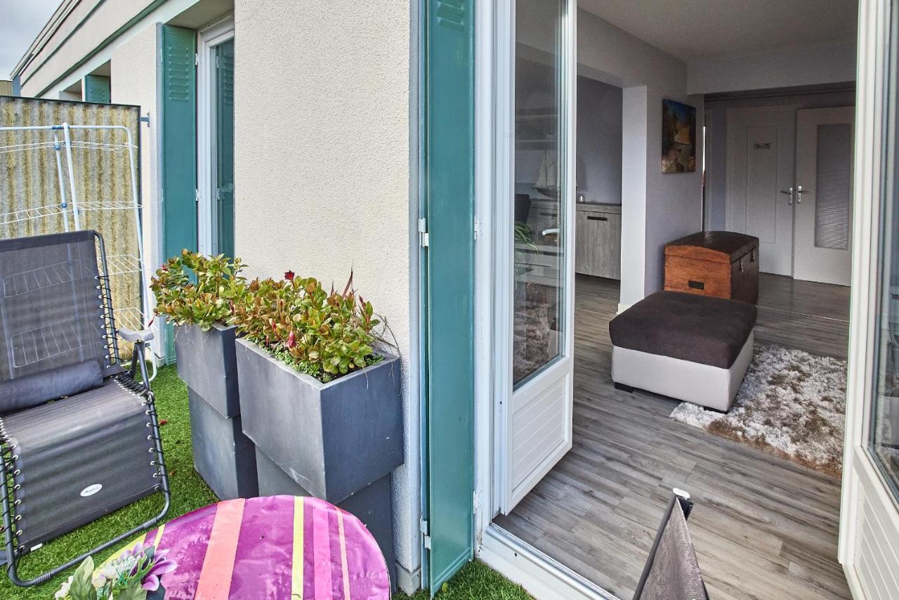 Chambres A Louer Dans Appartement Balcon - Wifi - Parking Gratuit نيفي المظهر الخارجي الصورة