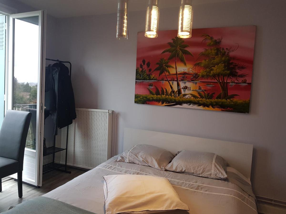 Chambres A Louer Dans Appartement Balcon - Wifi - Parking Gratuit نيفي المظهر الخارجي الصورة