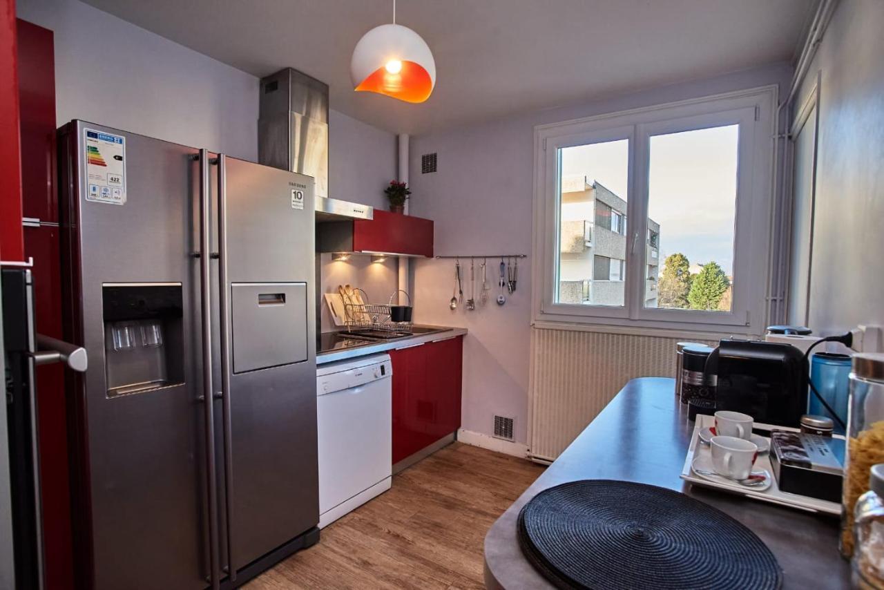 Chambres A Louer Dans Appartement Balcon - Wifi - Parking Gratuit نيفي المظهر الخارجي الصورة